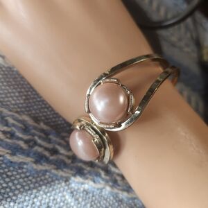 Vintage Gold Tone Hinged Clamp Style Cuff Style Bracelet Soft Pink Cabs